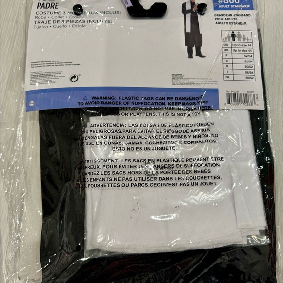 Father Priest Costume – Adult Standard (3-Piece Set). - Picture 4 of 5
